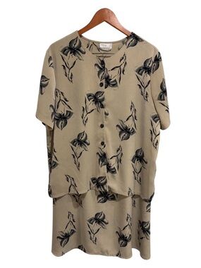 Vintage Tradition Collection Two-Piece Set Beige Floral Button-Up Midi Skirt